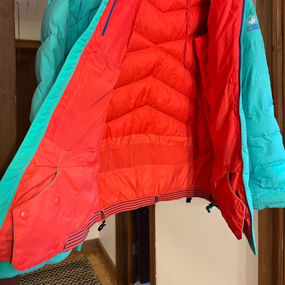 The North Face Women’s Corefire Down Jacket - Picture 3 of 9